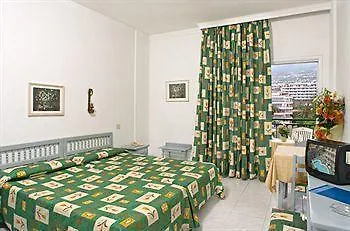 Apartamentos La Carabela Puerto de la Cruz  Apartment