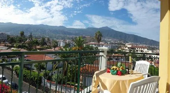 Apartment Apartamentos La Carabela Puerto de la Cruz  Spain